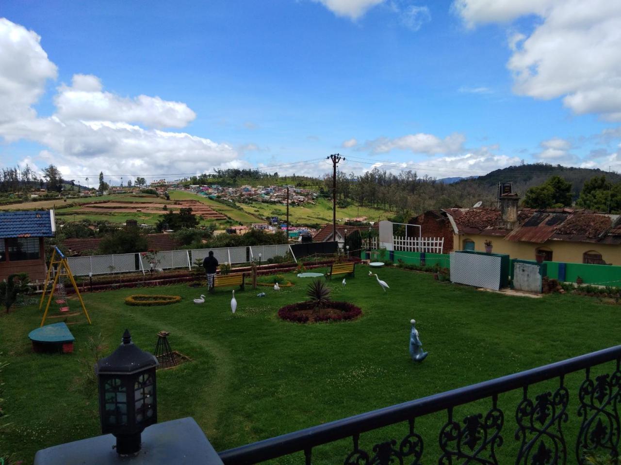 Drizzle Drop Inn Ooty Eksteriør bilde