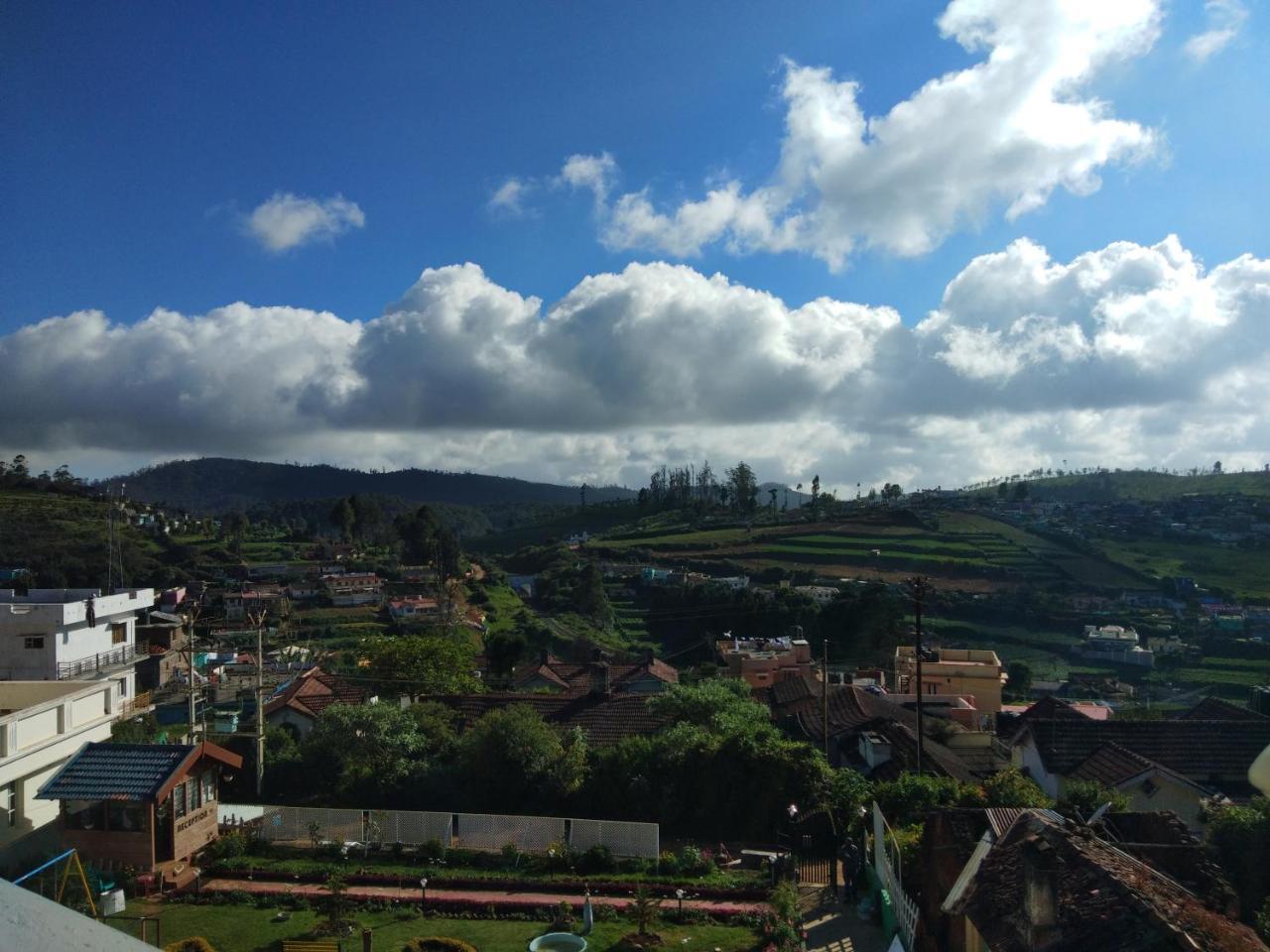 Drizzle Drop Inn Ooty Eksteriør bilde